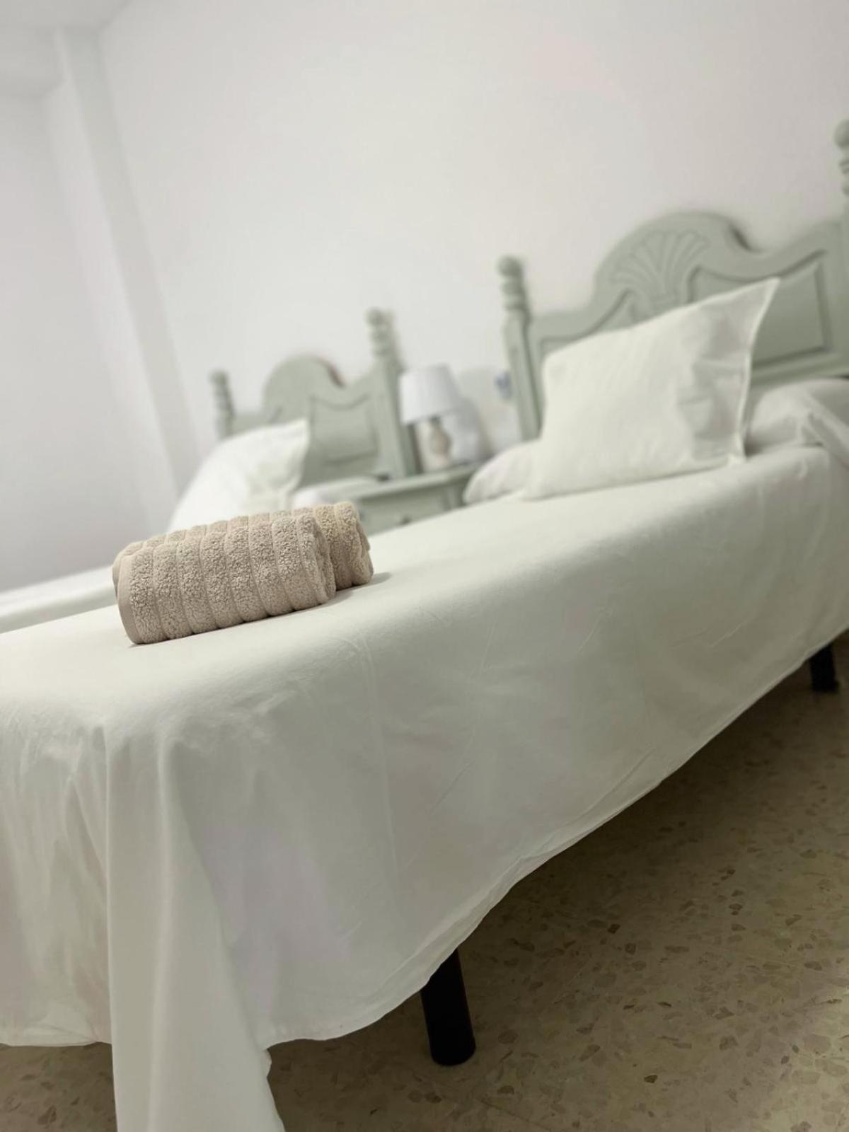 Carmelilla Playa Apartment Almunecar Bagian luar foto